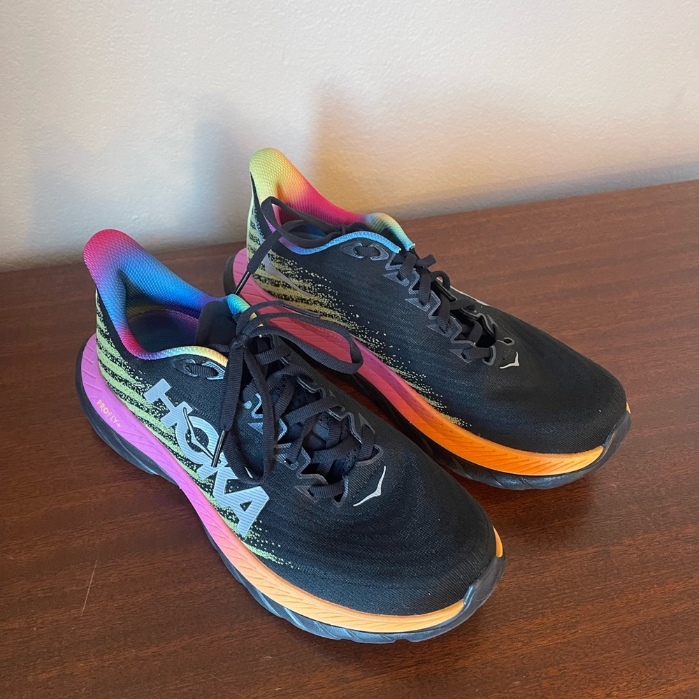 HOKA Mach 5